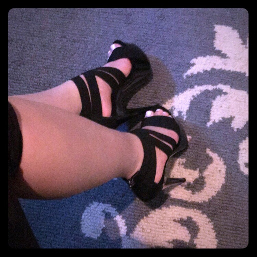 Pleaser shoes